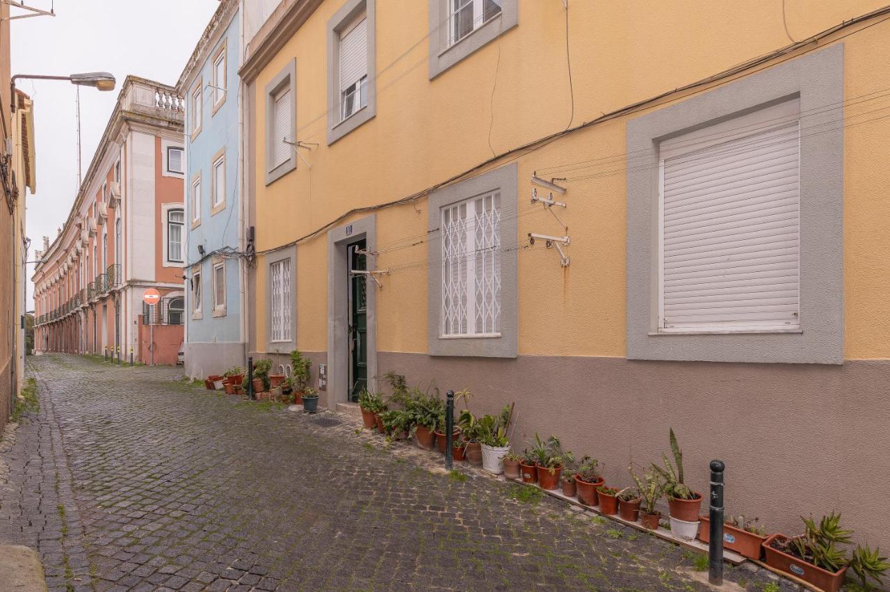Feira Da Ladra Comfy Premium Apartment Lisbon Exterior photo